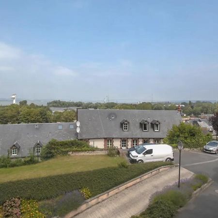 Maison Cosy Proche De La Plage De Honfleur Lägenhet Exteriör bild